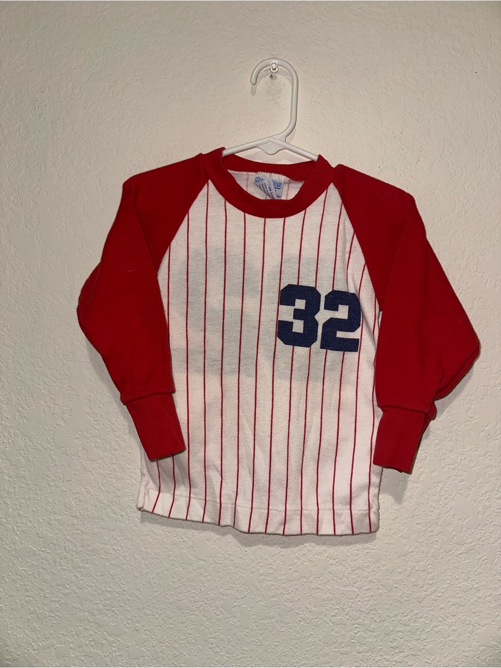 Vintage New Kids Red & White Striped Raglan Kids' Top with Navy Number 32 Size 5